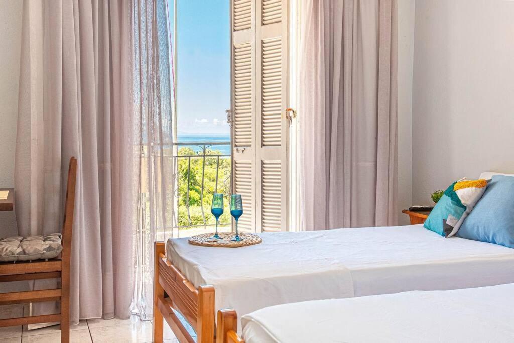 Blue Maraci 2 - Sea View, Kitchen, Beach Access Appartement Himare Buitenkant foto
